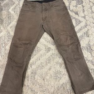Gently used - Men’s Kuhl Pants. Size 34x30